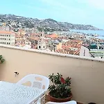 Apartamento Dimora Bellavista,garage Privato,due Piani San Remo