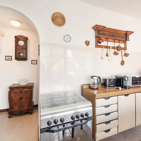 Apartment Dimora Bellavista,garage Privato,due Piani Sanremo