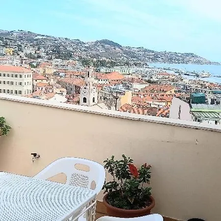 Apartamento Dimora Bellavista,garage Privato,due Piani Sanremo