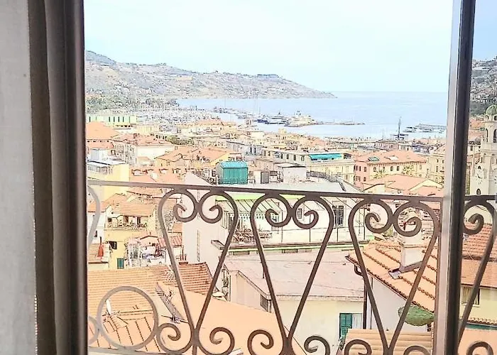 Dimora Bellavista,garage Privato,due Piani Apartamento *